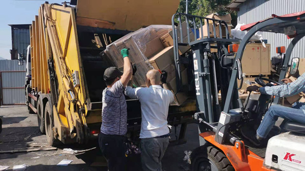 中安检金银铂钻名品回收